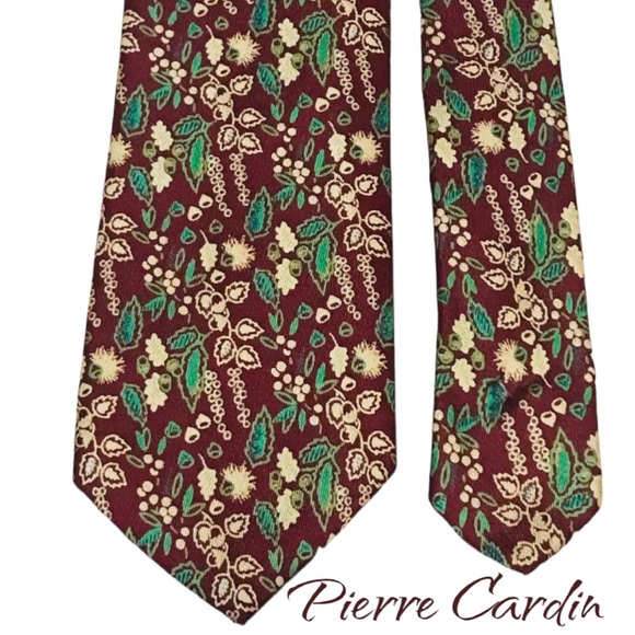Vtg PIERRE CARDIN 100% Silk Burgundy Green Berries Leaf Holiday Neck Tie NEW - Picture 1 of 10